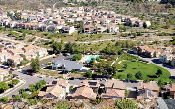Image of Five Knolls Community Entrance